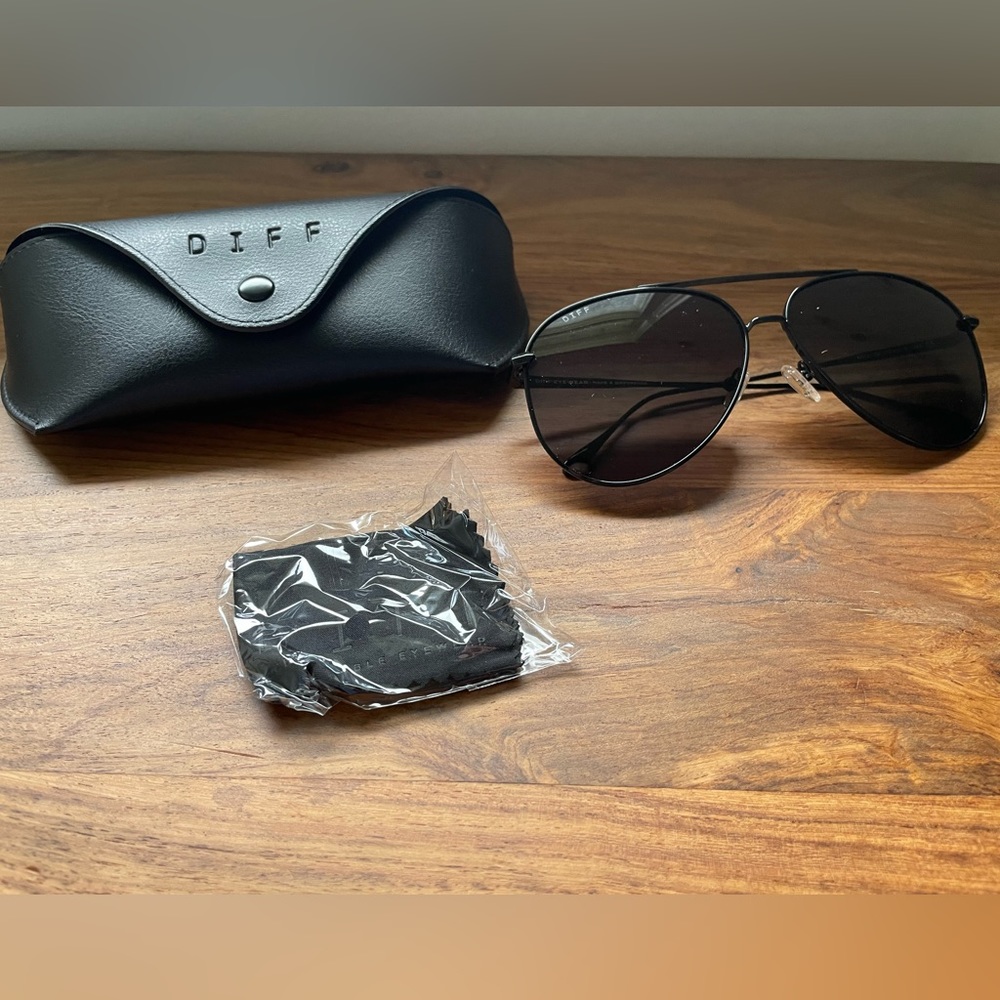 Diff Aviator Sunglasses
